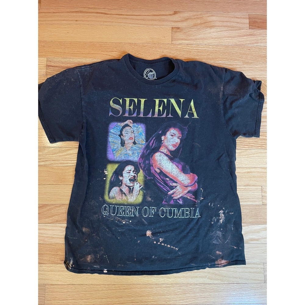 Official Selena Black‎ Tee Shirt Large Quintanilla, distressed finish